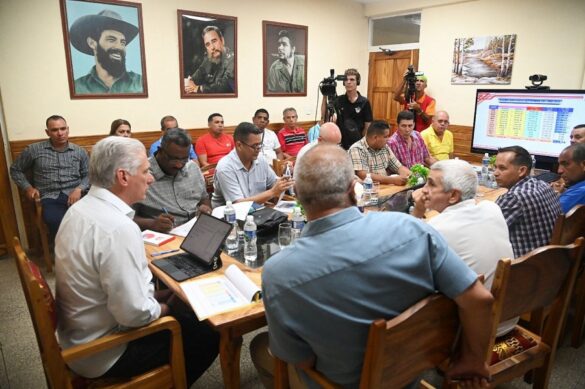 Visita Presidente Díaz-Canel central termoeléctrica de Nuevitas