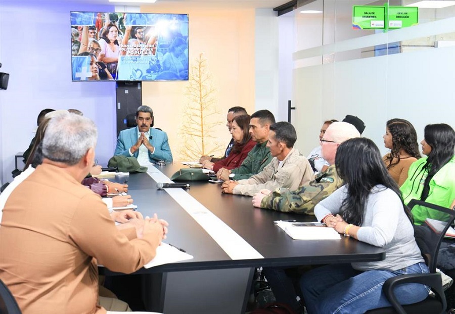 Programa nocturno de los lunes Con Maduro +