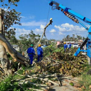 Brigada de la Empresa de Telecomunicaciones de Cuba, de Villa Clara, labora en Santiago de Cuba