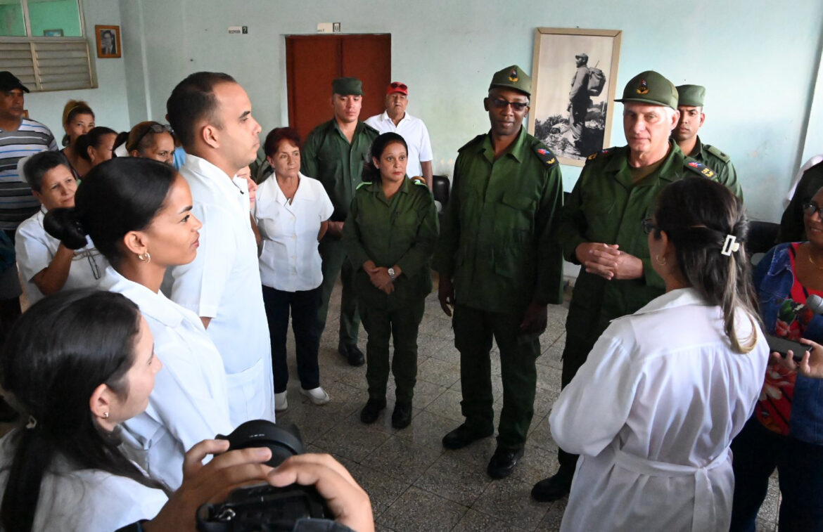 Presidente cubano llega a oriental provincia de Holguín