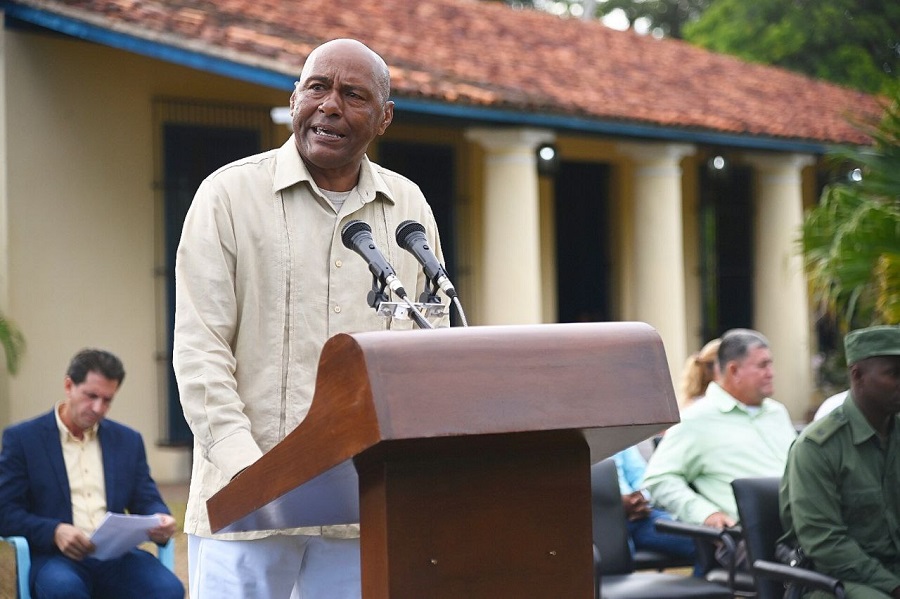 Coronel de la Reserva, Lázaro Oquendo Ordóñez