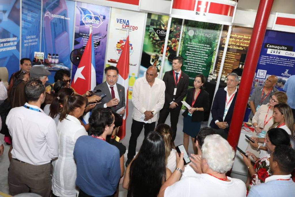 Empresarios suizos en Fihav 2025