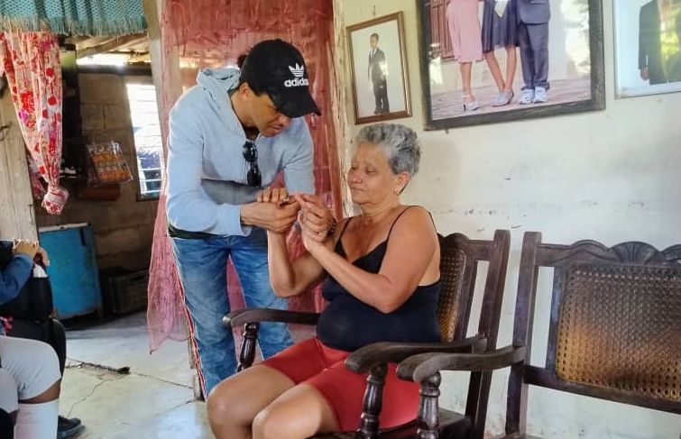 Sicólogos espirituanos en el Oriente de Cuba