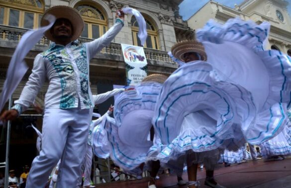 Actividad cultural en Villa Clara.