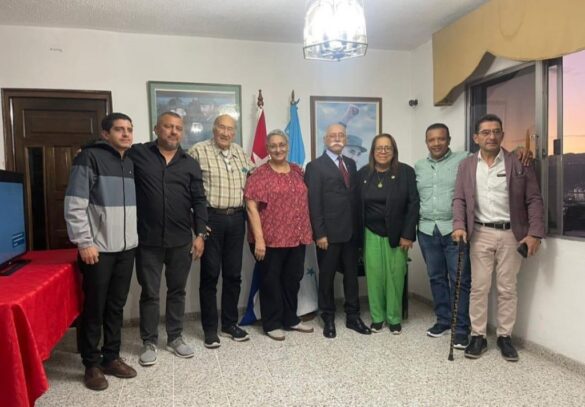 Hondureños solidarios con Cuba.