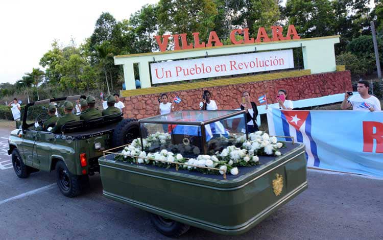 Cenizas de Fidel a su paso por Villa Clara.