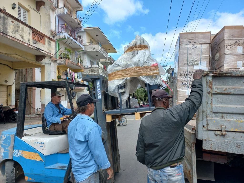 Solidaridad con Cuba desde Italia.