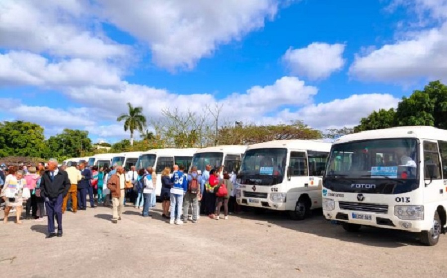 Crean en Cuba sistema transportista para empleados de salud
