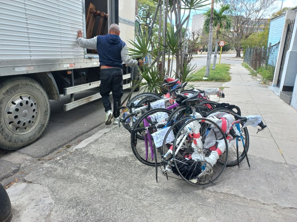 Solidaridad con Cuba desde Italia.