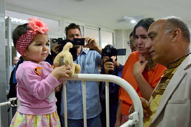 Profundizan líderes religiosos sobre estado de la oncología cubana