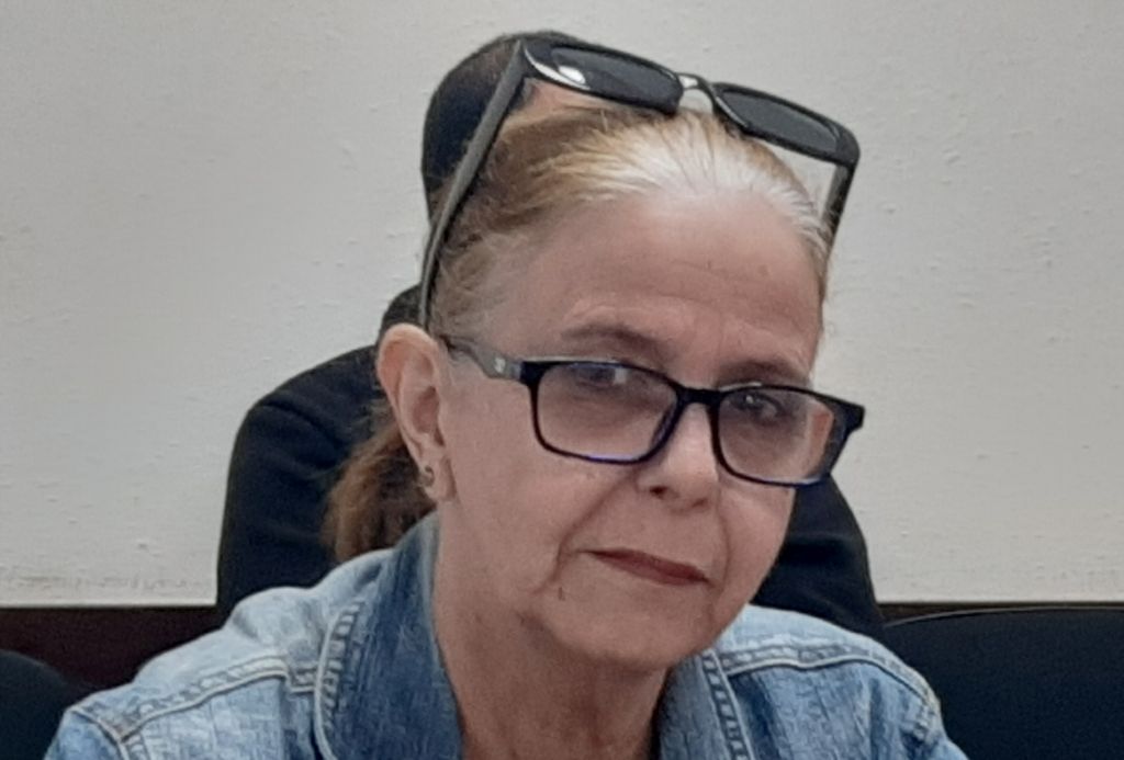 Doctora Iris González, Directora de Ciencia y Técnica, de la Universidad de Ciencias Médicas de Cienfuegos