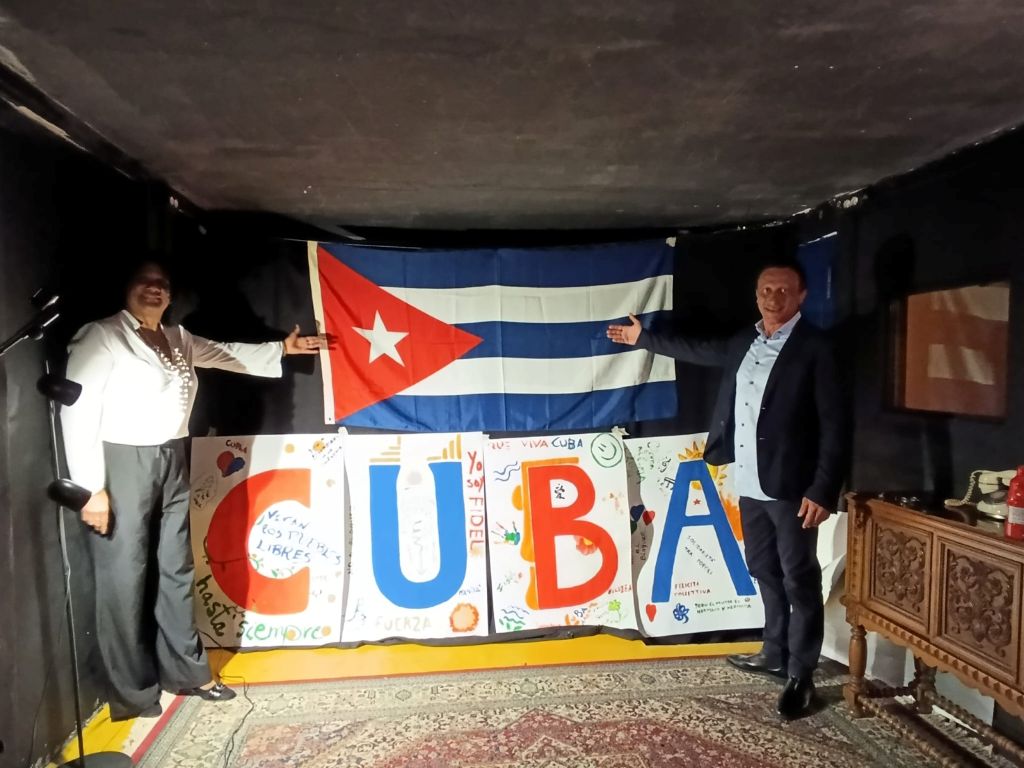 solidaridad con Cuba en Italia