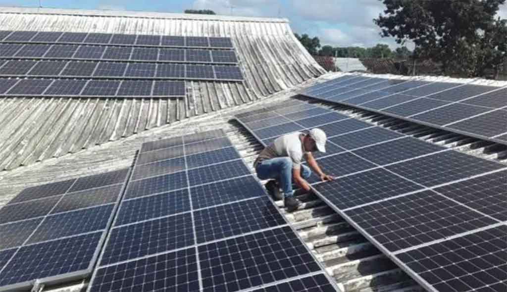 New solar kits to benefit Cuban communities