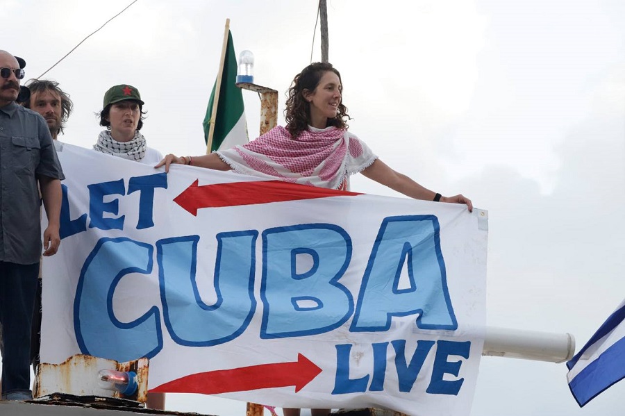 Flotilla “Nuestra América” en puerto de La Habana con carga solidaria desde México