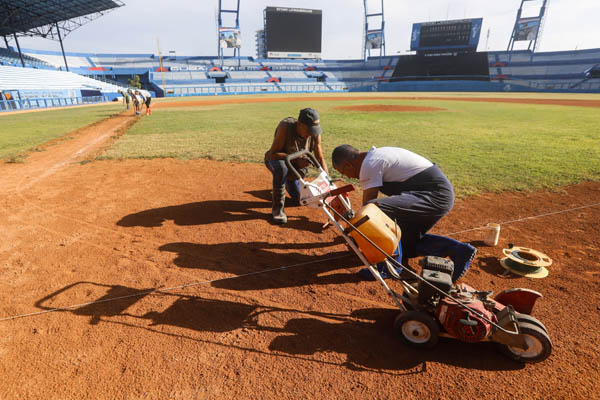 Latinoamericano Stadium is Ready for the IV Cuban Baseball Elite League