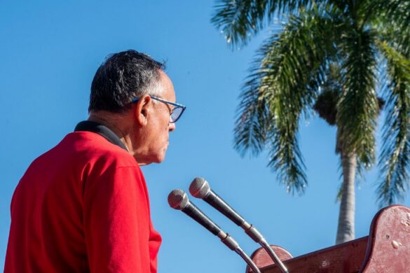 Escritor Luis Carlos Suárez Leyva