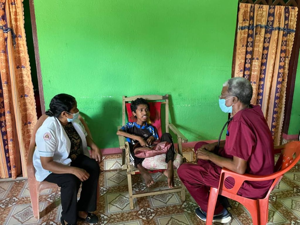 Alexis Ihanes, médico espirituano en Timor Leste.