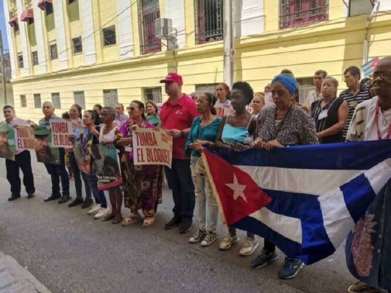 Trabajadores cubanos denuncian política de asfixia de Estados Unidos 