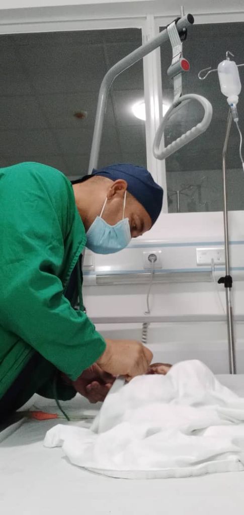 Luis Manuel Fonseca, médico cubano en el Congo.