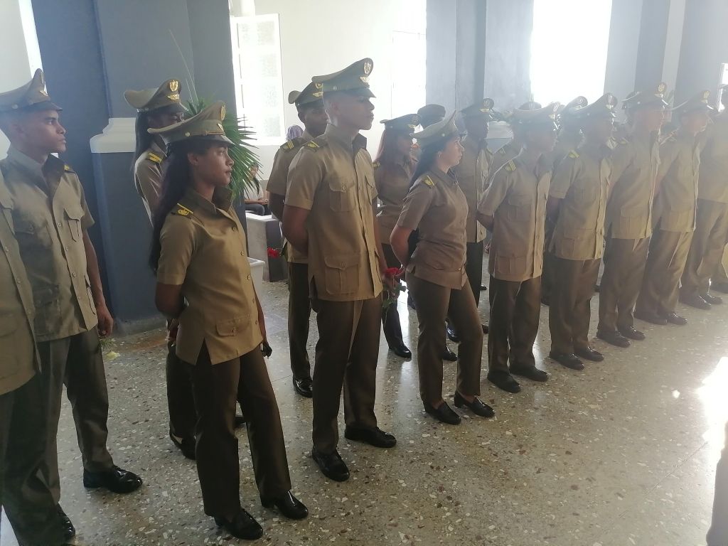 Homenaje a Martí en el 131 aniversario de su caída en combate.