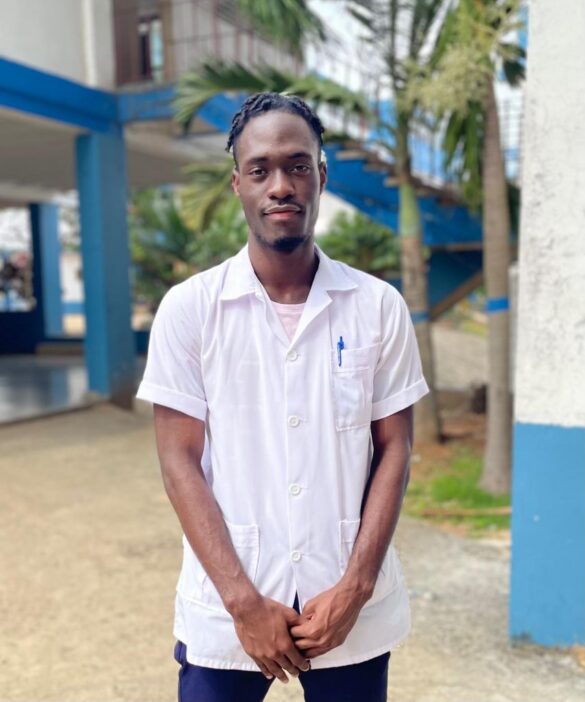 estudiante gabonés