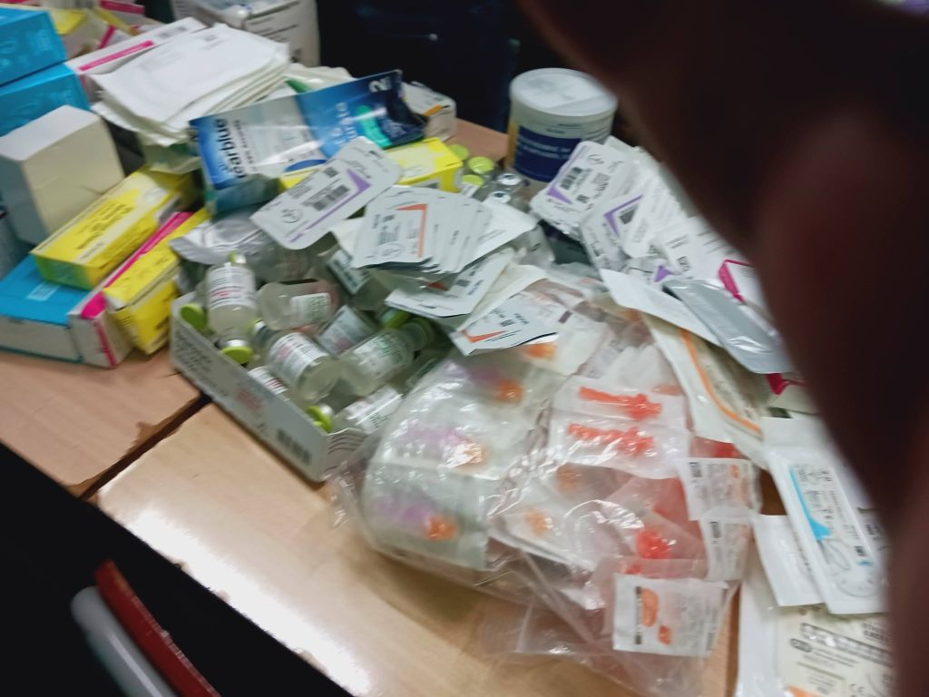 donativo desde EEUU en pediátrico de Pinar del Río.