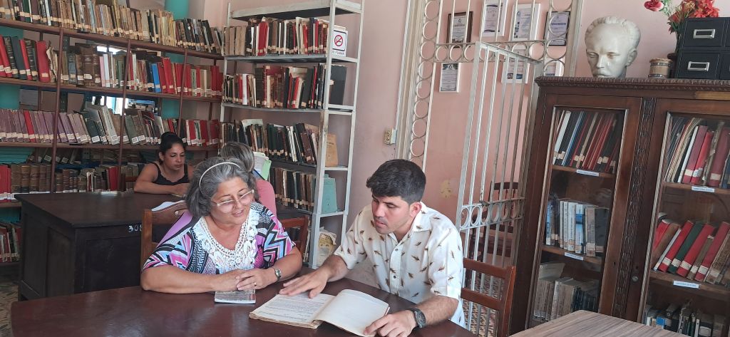 Master Arelis María Pérez Ruíz, Presidenta de la filial villaclareña de la Unión de Historiadores de Cuba.