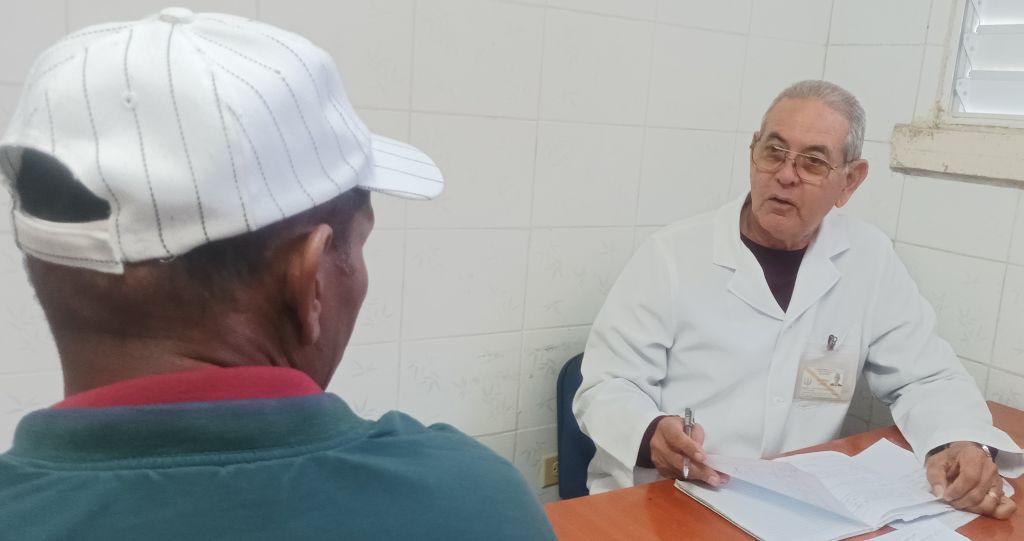 Oscar Pérez Rodríguez, médico espirituano.