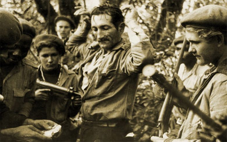Jóvenes milicianos participaron en la captura de bandidos con un amplio inventario de crímenes y otros hechos terroristas.