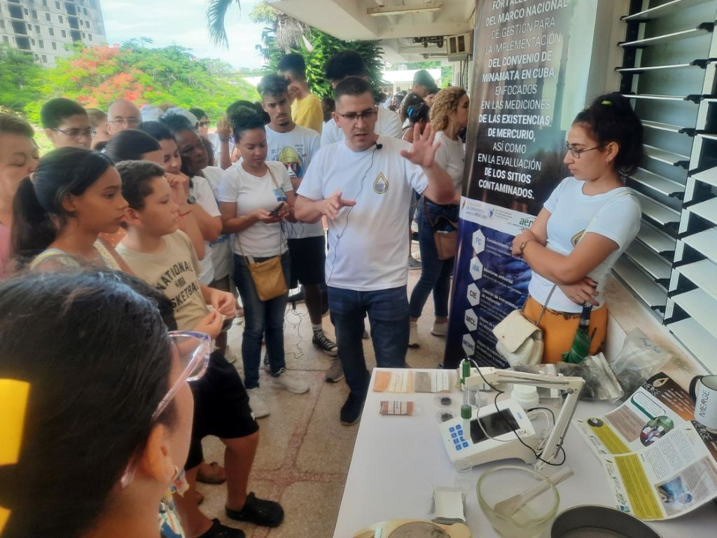 Feria Científica Expositiva