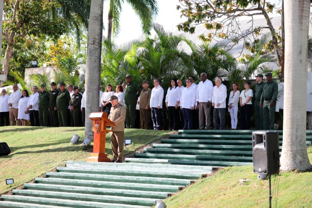 Miguel Díaz-Canel Bermúdez tuvo a su cargo las palabras centrales del tributo al insigne combatiente.