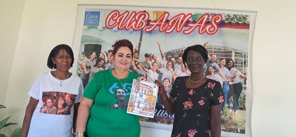 Villaclareñas rinden homenaje a Vilma Espín