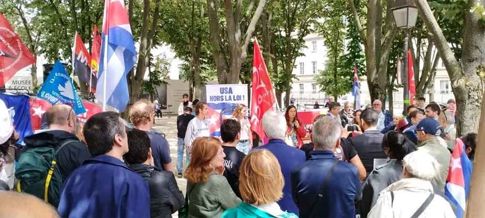 Solidaridad con Cuba en París