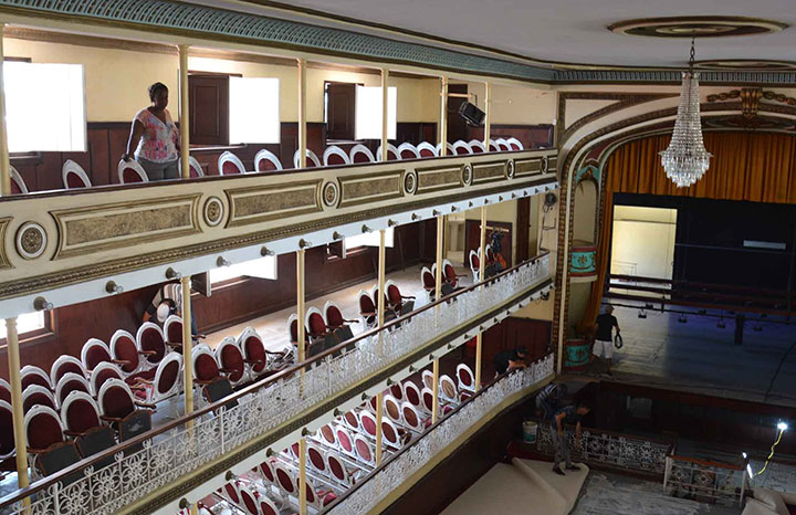 En fase de terminación el remozamiento del teatro Milanés