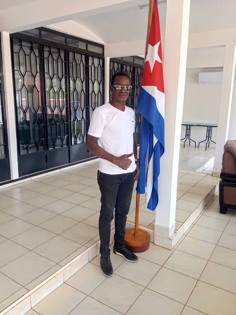 Inoussa Dankambary, Secretario General de  Asociación de Amistad y Solidaridad con Cuba en Burkina Faso.