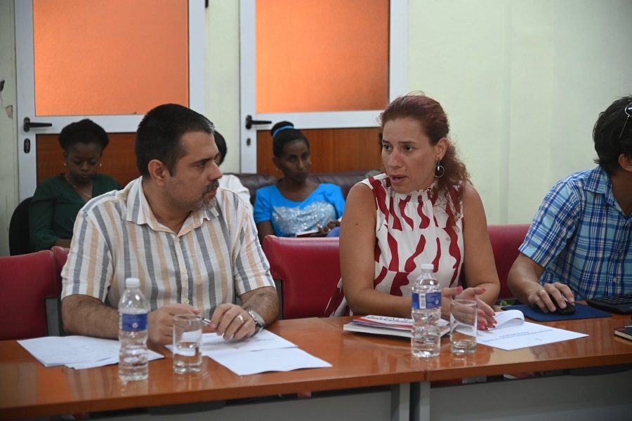 Chequea Presidente Díaz-Canel situación eléctrica de La Habana