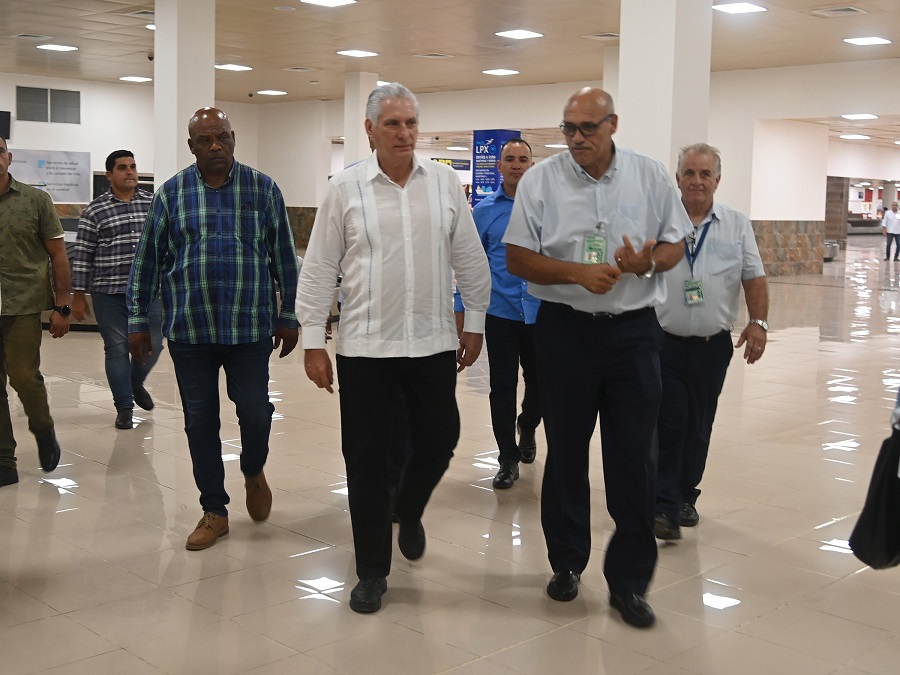 Chequea Presidente Díaz-Canel situación eléctrica de La Habana
