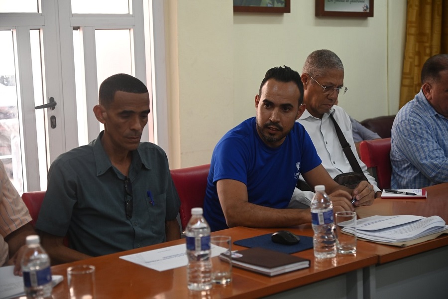 Chequea Presidente Díaz-Canel situación eléctrica de La Habana