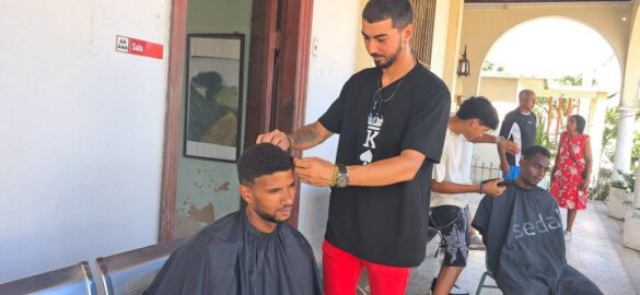 Graduado curso de entrenamiento en la Casa de Orientación de la Mujer y la Familia, Villa Clara.