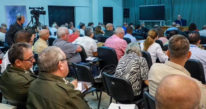 La preparación, clave para lograr una empresa estatal más ágil, eficiente y competitiva